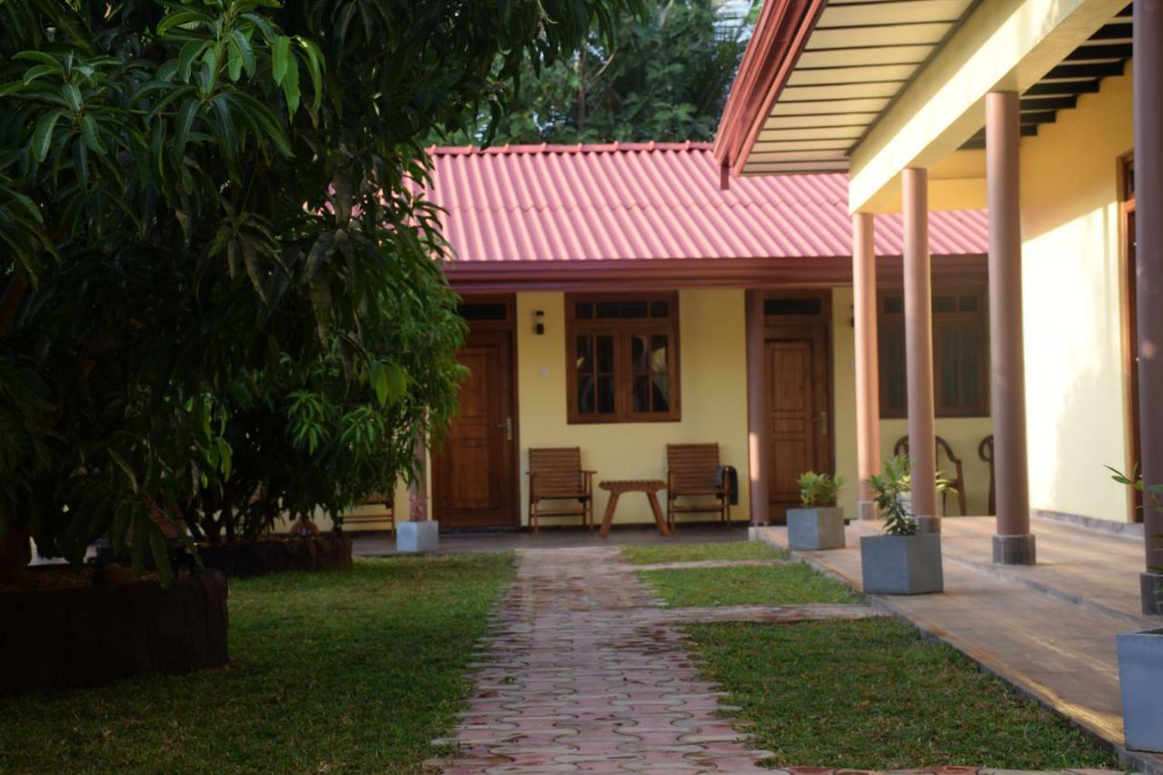 Gold Inn Dambulla Exteriér fotografie