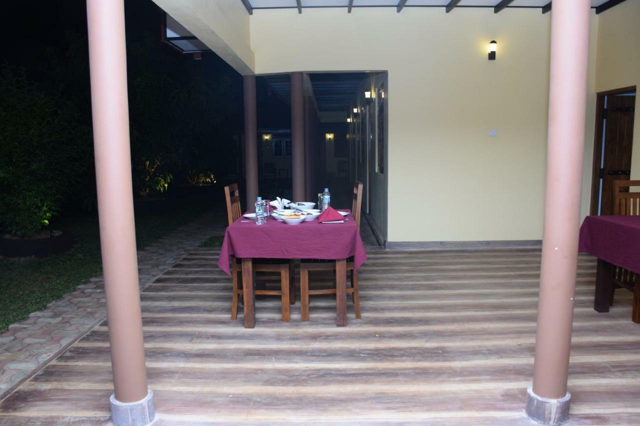 Gold Inn Dambulla Exteriér fotografie